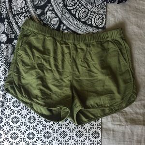 Madewell Pull On Shorts Size L, Olive